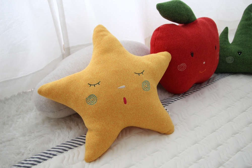 Mimiru  Handmade Sleeping Star -   2