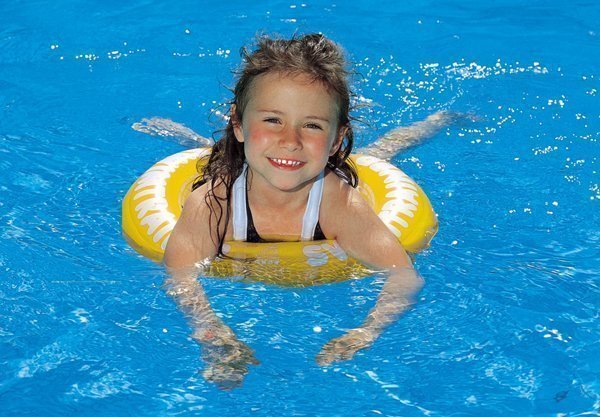 Учим ребенка плавать с кругами SWIMTRAINER