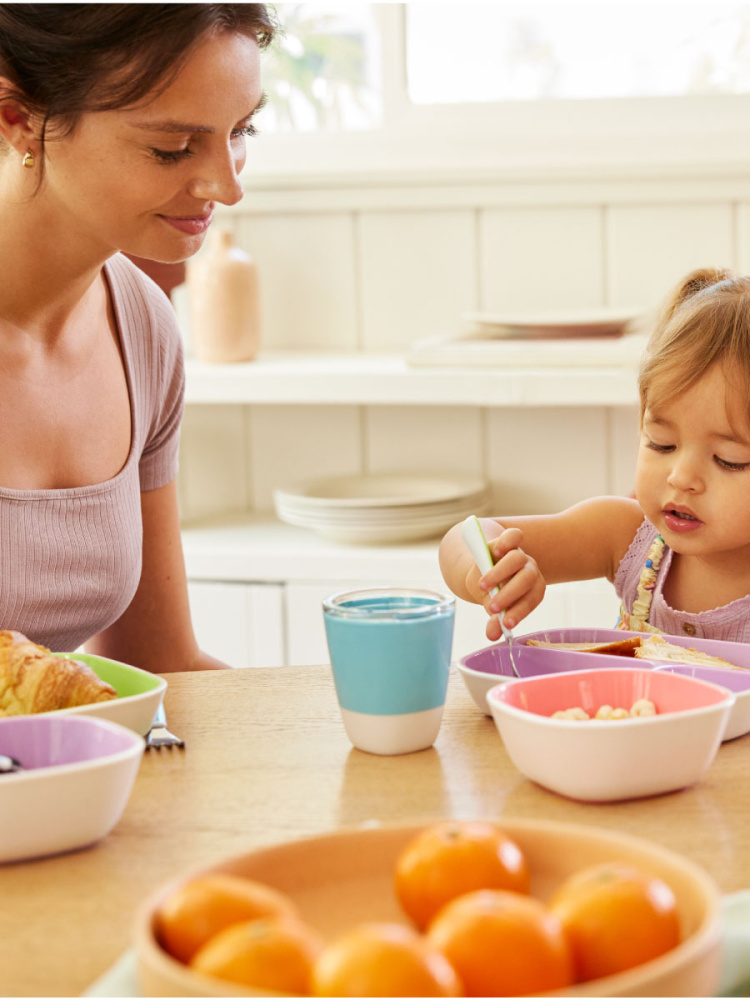 Munchkin тарелки миски детская  Splash™ набор 2шт. с 6 мес., розовая фиолетовая - фото  8