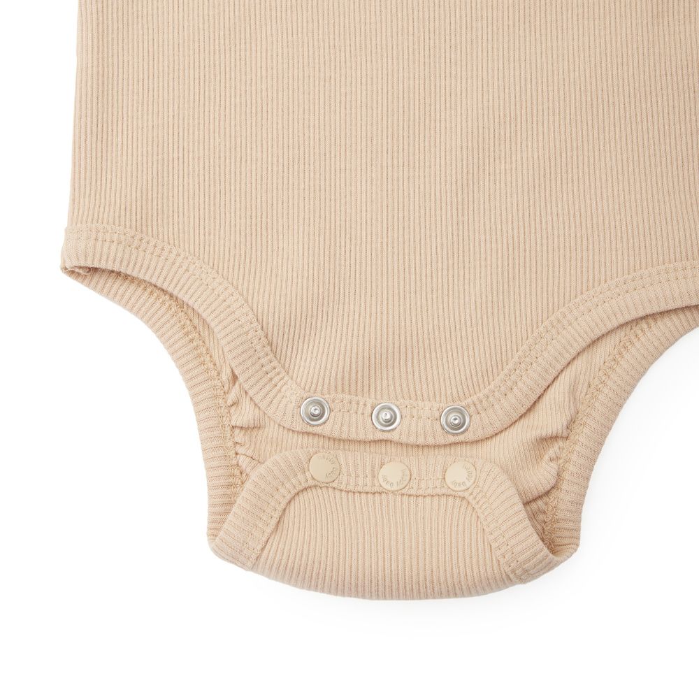 Happy Baby :     3  beige, pink, milky