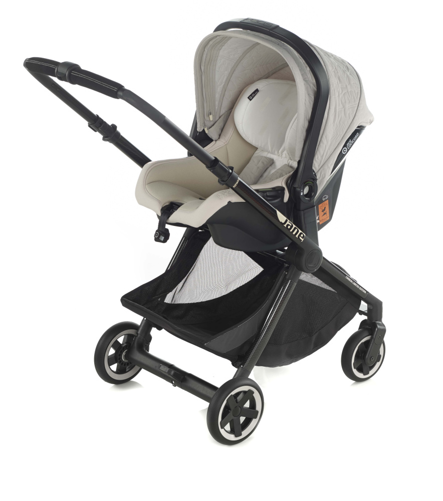 JANE  3  1 Newel Carbon +Micro Pro 2+Koos I-Size Racer Cream Limited Edition
