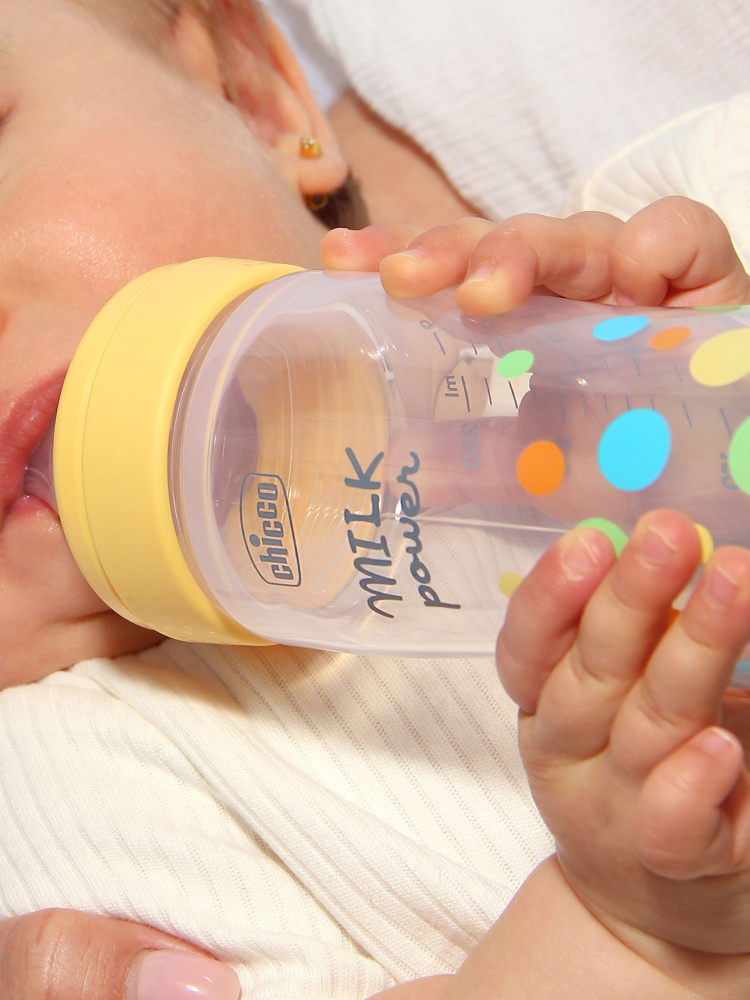 Chicco бутылочка пластиковая 250 мл Perfect Easy Boy, средний поток - фото  13