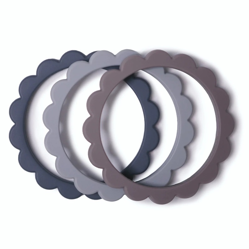 MUSHIE прорезыватель Flower Bracelet Dove Gray/Steel/Stone, 3 штуки