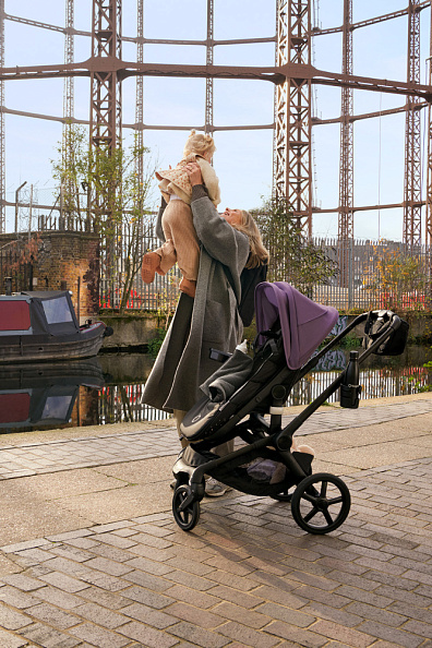 Bugaboo Fox5 коляска 2 в 1 Black/ Forest Green/ Forest Green complete - фото  14