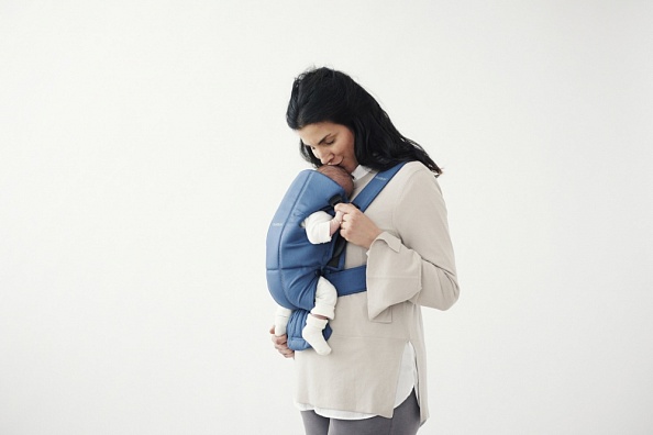 BabyBjorn рюкзак для переноски новорожденных Mini Cotton индиго