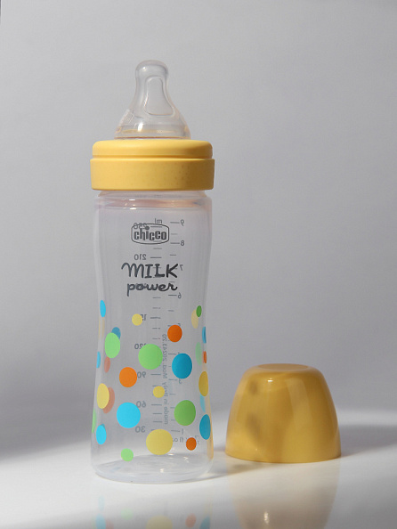 Chicco бутылочка пластиковая 250 мл Perfect Easy Boy, средний поток - фото  12