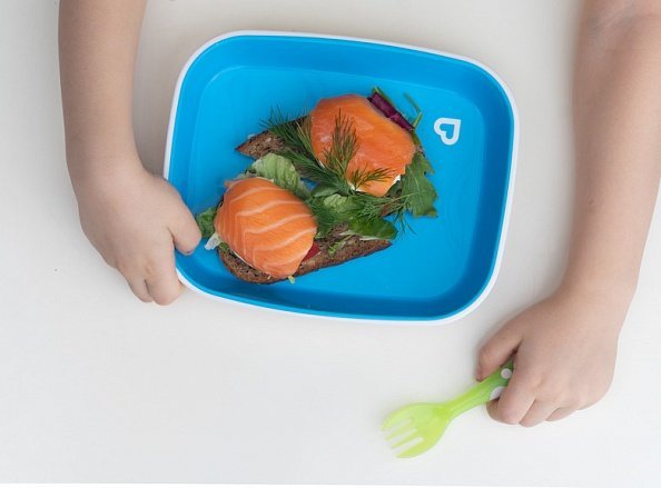 Munchkin набор детских цветных тарелок Splash™ 2шт. 6+ Голубая зеленая