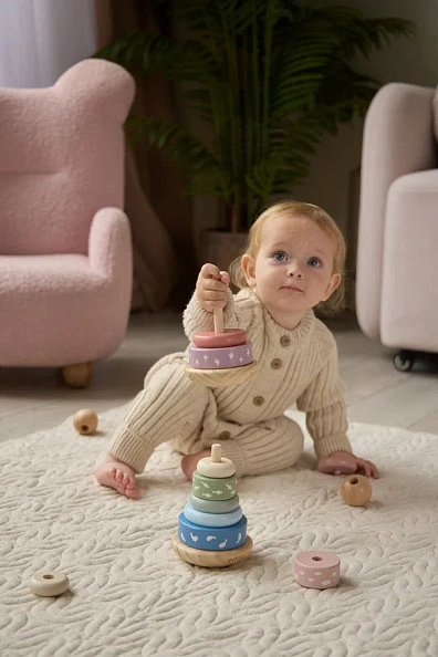 Edda пирамидка дерево Тюлени - фото  10