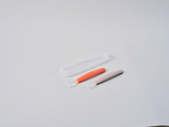 Mother-K Набор силиконовых ложек в футляре - фото  3