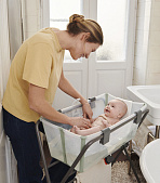 Stokke® Flexi Bath® складная ванночка Transparent Green