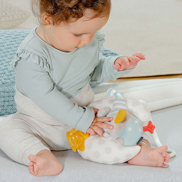 FEHN игрушка-подвеска музыкальная Слоник на луне, светящаяся в темноте - фото  5