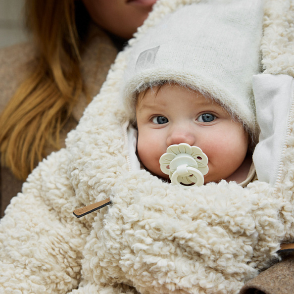 Elodie шапочка Furry Knit Beanie - Vanilla White - фото  5