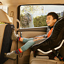 Brica munchkin        Deluxe Kick Mat 2.