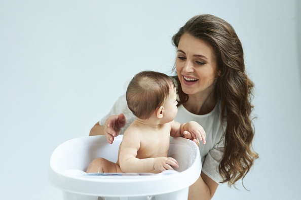 Baby Patent ванночка детская с электронными весами и термометром Aqua Scale V3 - фото  6