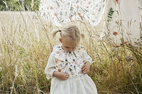 Elodie нагрудник полиуретан - Meadow Blossom